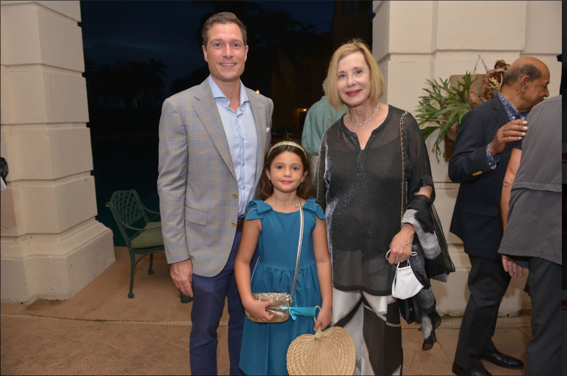 L To R: Splash!, a rare, one-night only South Florida event, draws guests of all ages, including Marcus Bach Armas, senior director of legal and government affairs at Miami Dolphins and Hard Rock Stadium; Ariana Bach and Roz Stuzin, Chair of GableStage Board of Trustees (photo credit: World Red Eye, @worldredeye)